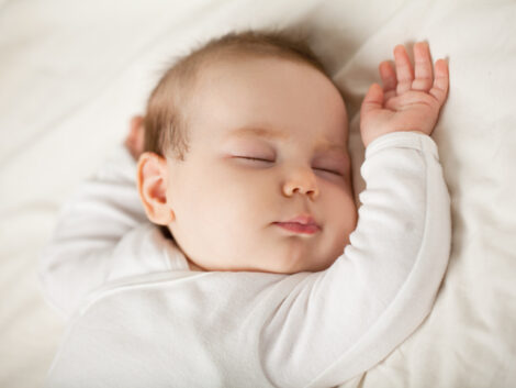 koliko sna je potrebno bebi