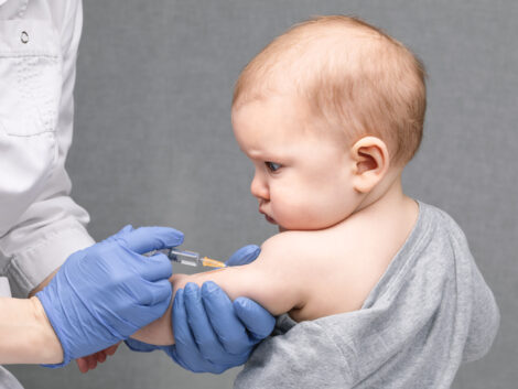 Kako utešiti bebu nakon vakcinacije