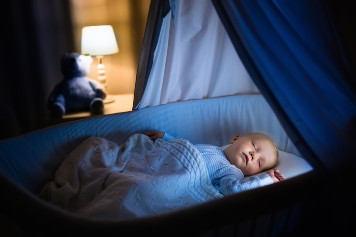 Naučite bebu da zaspi sama